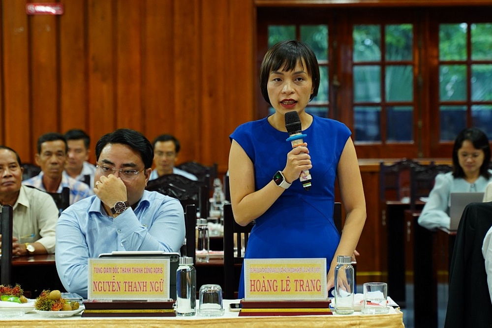 Hoàng Lê Trang - Quản lý dự án “Tăng cường năng lực xuất khẩu cho DNNVV trong ngành hàng rau quả, gia vị Việt Nam” Tổ chức Oxfam tại Việt Nam.