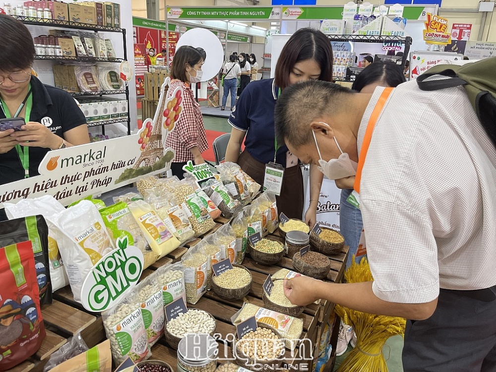 Nắm bắt cơ hội để "chen chân" thay thế nhà cung cấp hàng hoá cho EU