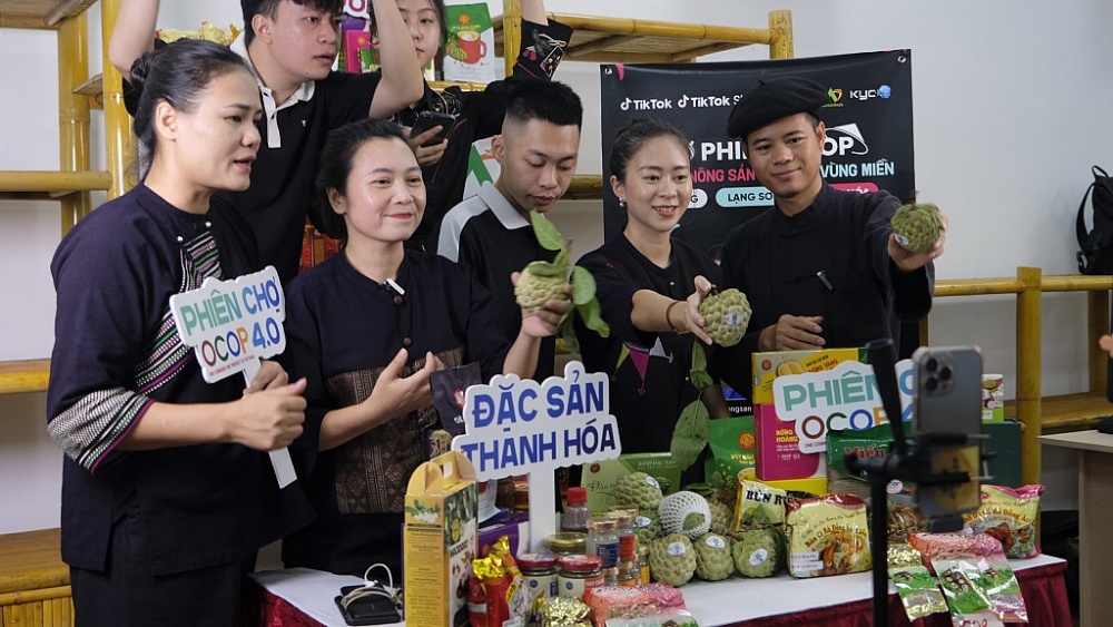 Đưa sản phẩm OCOP lên sàn thương mại điện tử