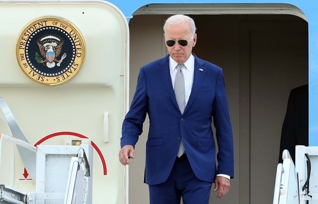 Tổng thống Hoa Kỳ Joe Biden tới Hà Nội, bắt đầu chuyến thăm Việt Nam