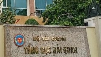 Tổng cục Hải quan rà soát, xem xét xử lý trách nhiệm công chức liên quan vụ buôn lậu sợi Polyester