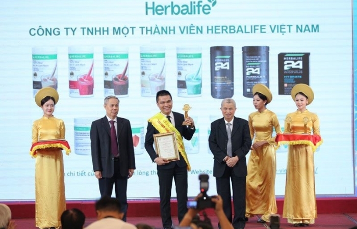 Herbalife Việt Nam đạt giải thưởng “Sản phẩm vàng vì sức khỏe cộng đồng năm 2023”