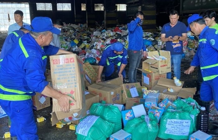 TPHCM: Tiêu hủy hàng nghìn sản phẩm hàng hóa vi phạm