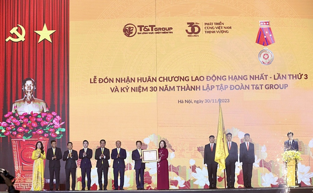 T&T Group đón nhận Huân chương Lao động hạng Nhất lần thứ 3