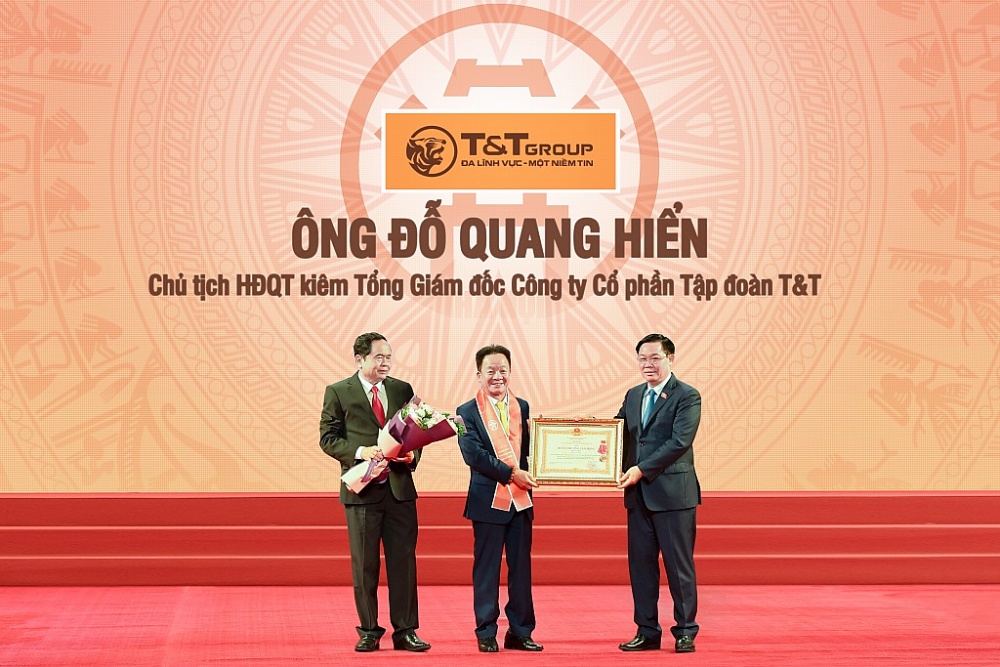 T&T Group đón nhận Huân chương Lao động hạng Nhất lần thứ 3