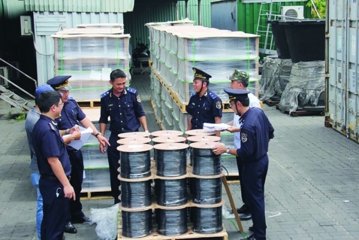 Ngăn chặn hàng lậu, hàng giả ngay từ cửa khẩu