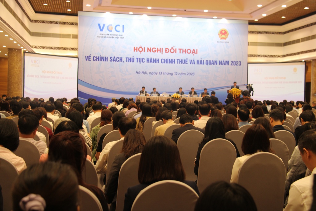 Chủ tịch VCCI: Nhiều đổi mới của Thuế, Hải quan đã giảm bớt gánh nặng cho doanh nghiệp