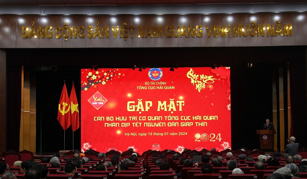 Tổng cục Hải quan gặp mặt cán bộ hưu trí dịp Xuân Giáp Thìn 2024