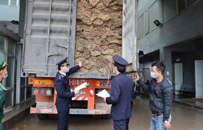 Hải quan Hà Tĩnh: Đấu tranh chống buôn lậu theo tuyến, địa bàn trọng điểm