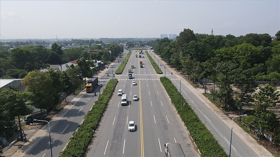Trong ảnh: Tuyến đường Mỹ Phước - Tân Vạn - Bàu Bàng hoàn thành, đưa vào khai thác
