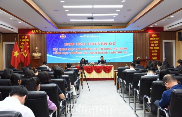 Hải quan ASEAN: “Một khu vực phát triển và thịnh vượng cho tất cả người dân”, “Một ASEAN - Một bản sắc - Một tầm nhìn”