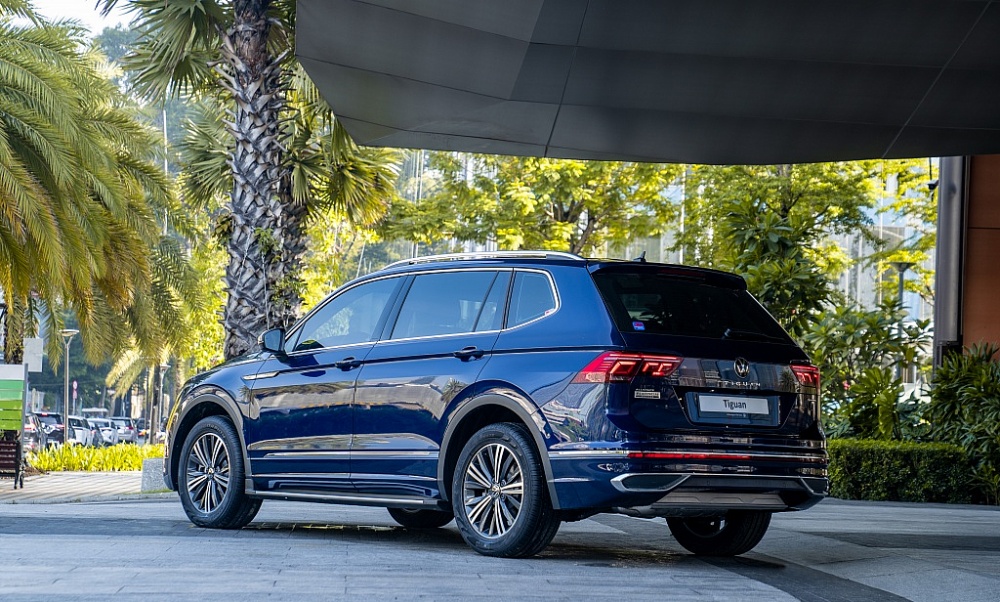 Volkswagen Tiguan Platinum 2024 có giá mới là 1,688 tỷ đồng