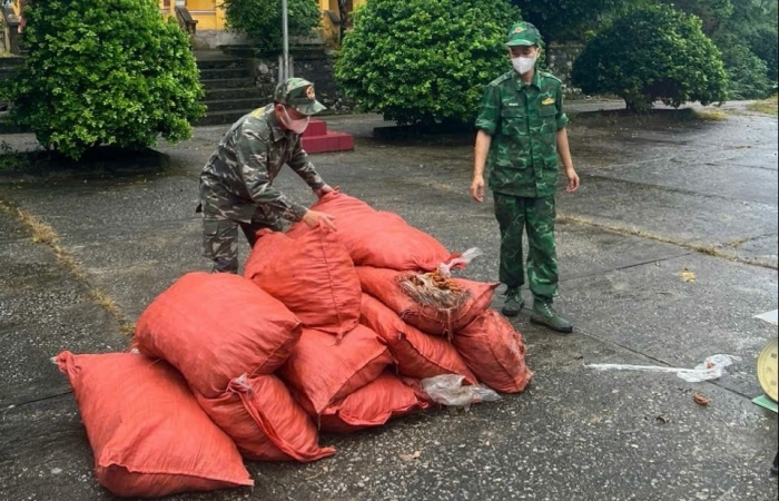 Hải quan Lạng Sơn nộp ngân sách 7,7 tỷ đồng tiền xử phạt vi phạm hành chính