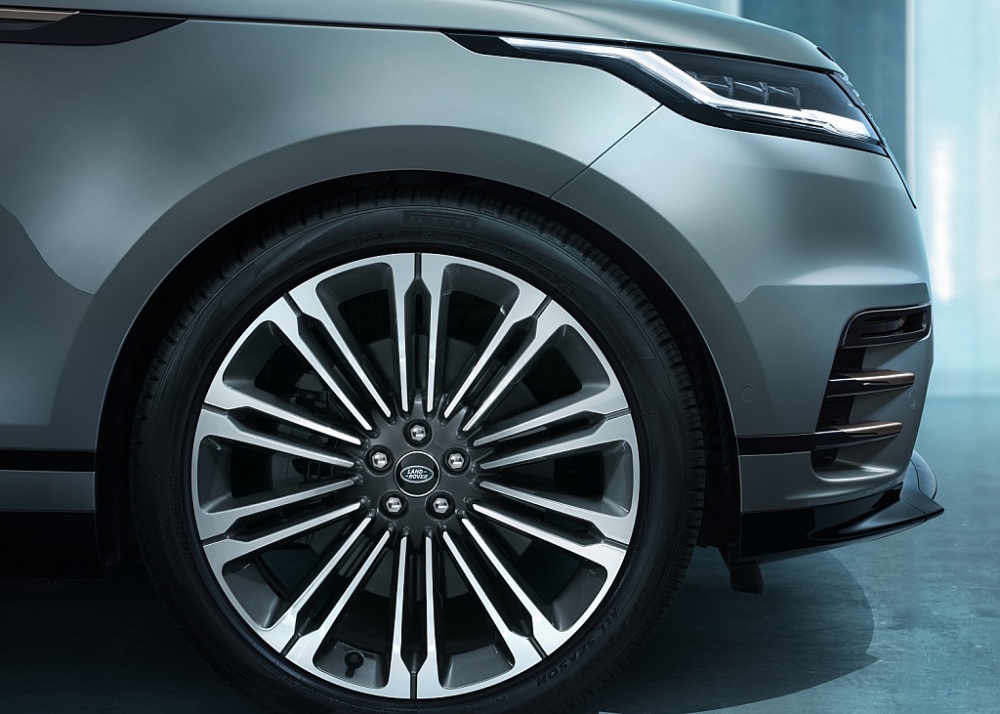 Hé lộ Range Rover Velar mới