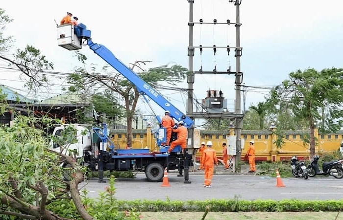 Chính phủ: 6 nhóm giải pháp khôi phục sản xuất kinh doanh sau bão số 3