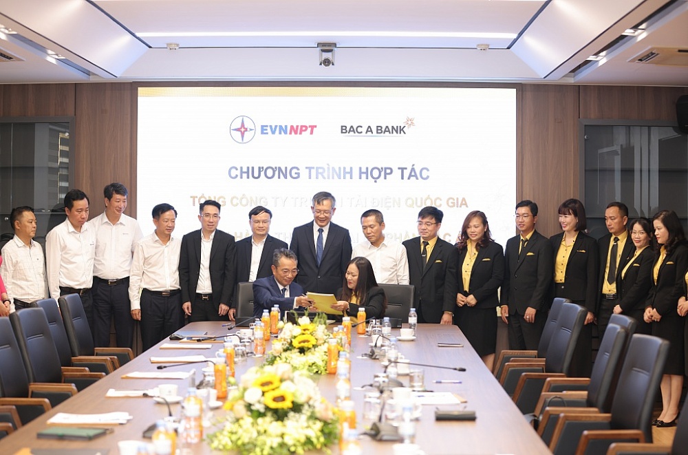 BAC A BANK tài trợ 6 dự án truyền tải điện của EVN NPT