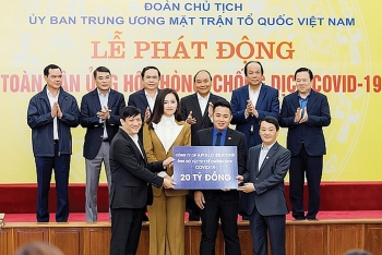 “Nghĩa đồng bào” giữa tâm dịch