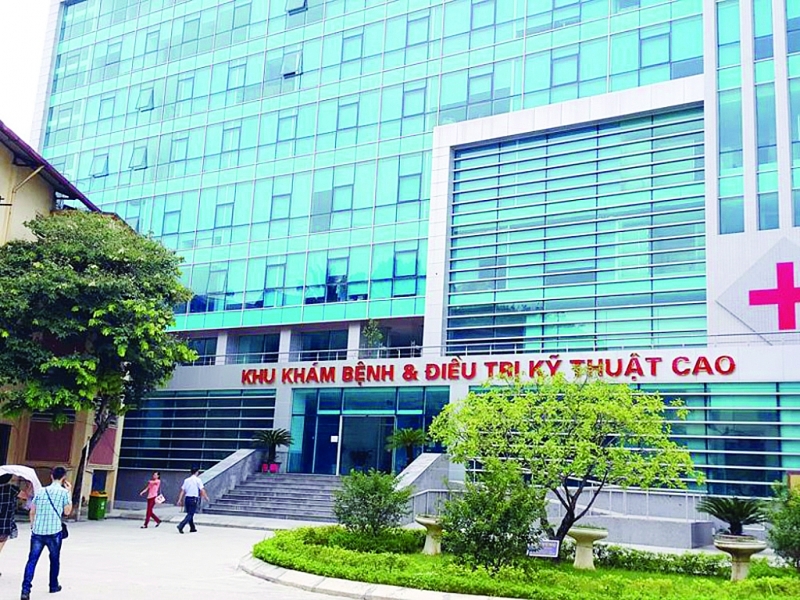 buc tranh sang toi hau co phan hoa bai 5 benh vien giao thong van tai sau co phan hoa la ngo cut