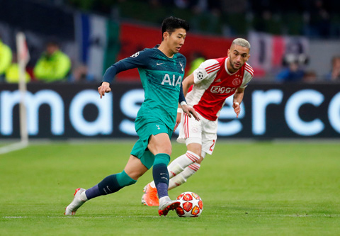 ajax 2 3 tottenham chung cuoc 3 3 moura lap hat trick spurs nguoc dong vao chung ket