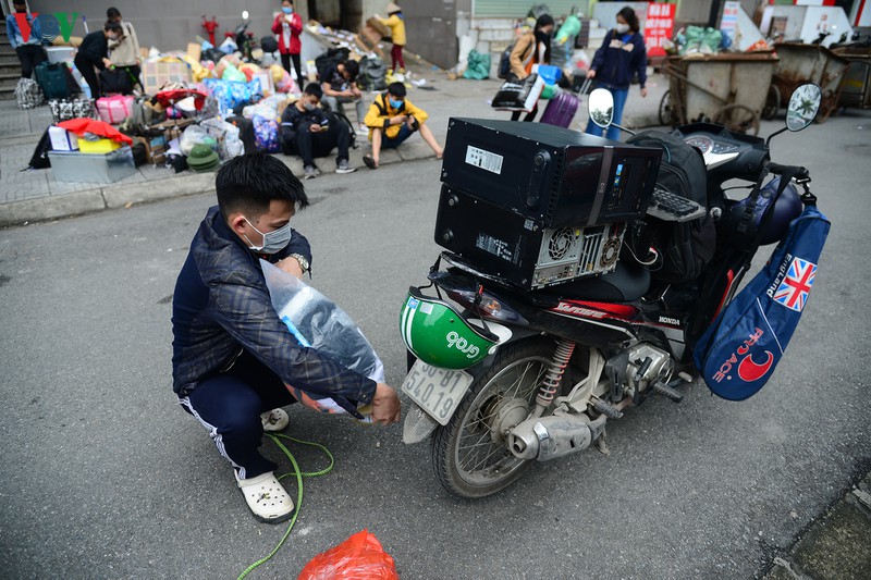 hang nghin sinh vien ha noi nhuong ky tuc xa lam khu cach ly