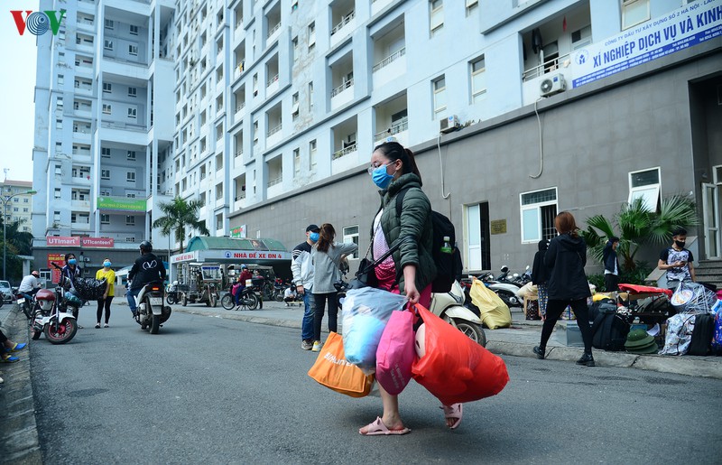 hang nghin sinh vien ha noi nhuong ky tuc xa lam khu cach ly