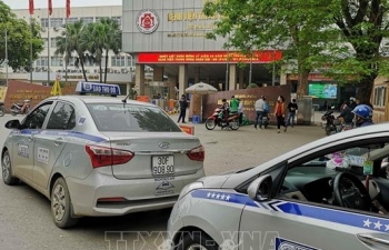 Vẫn còn taxi vi phạm chỉ thị cách ly toàn xã hội