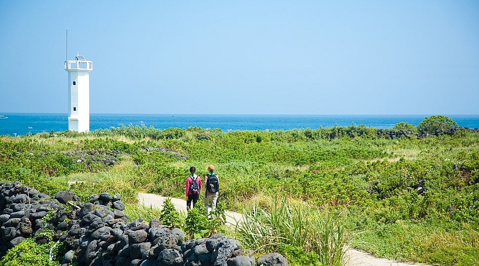 cuc xuc tien du lich jeju han quoc tang cuong quang ba thu hut du khach viet nam