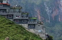 dinh chi kinh doanh cua nha hang nha nghi panorama tren deo ma pi leng