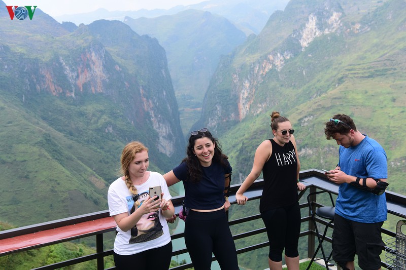 de xuat thao do toan bo phan nho ra song nho que cua ma pi leng panorama