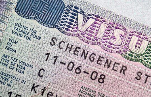 Pháp bác tin đổi thủ tục cấp visa cho người Việt vì vụ 39 người chết trên xe tải