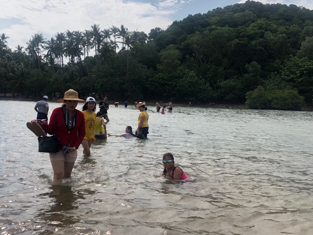 kham pha tieu ha long phuong nam