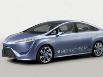 Toyota sẽ bán mẫu xe điện FCV concept từ năm 2015