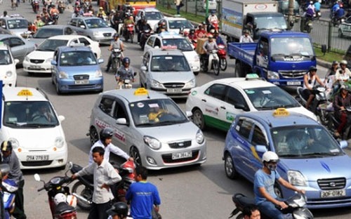 nien han su dung cua xe taxi duoc tinh tu ngay dang ky