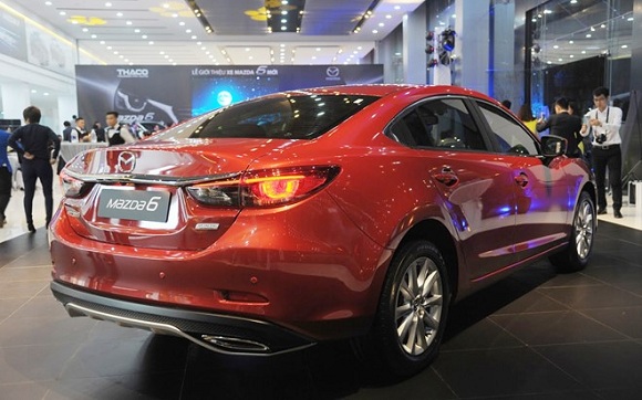 mazda 6 2017 co gia tu 975 trieu dong