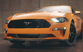 Cận cảnh xe Ford Mustang phiên bản 2018