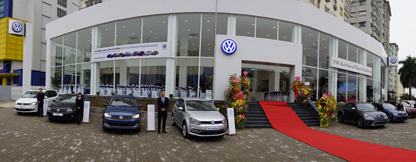 khai truong vw autohaus volkswagen viet nam the hien quyet tam tien vao thi truong viet nam