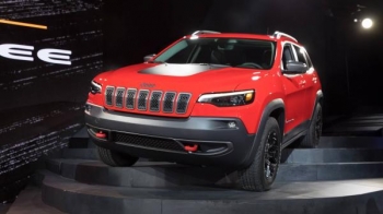 [NAIAS 2018] Jeep Cherokee 2019 ra mắt, có thêm phiên bản động cơ 2.0L tăng áp