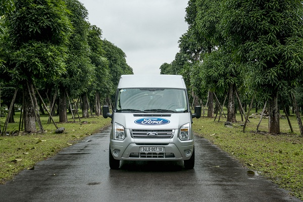 ford viet nam giam 30 trieu cho cac phien ban transit