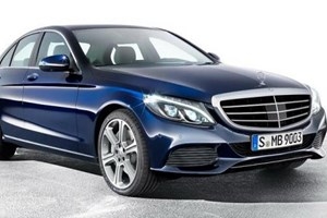 Giá C-Class saloon mới của Mercedes-Benz từ 26.885 bảng