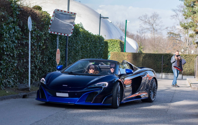 ve dep cua sieu xe hang hiem mclaren 675lt spider carbon series