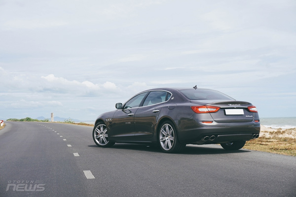 maserati quattrosprte sedan the thao cho nguoi me toc do