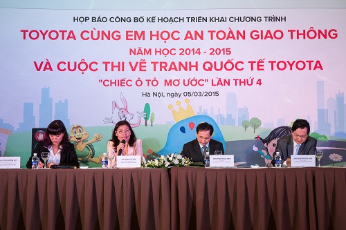 quottoyota cung em hoc an toan giao thongquot lan thu 10