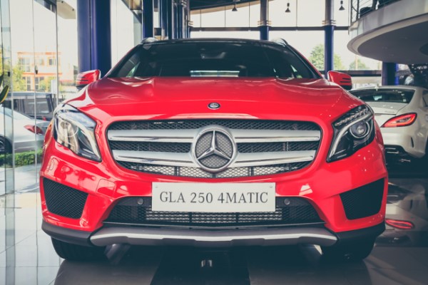 can canh mercedes benz gla250 4matic tai tphcm