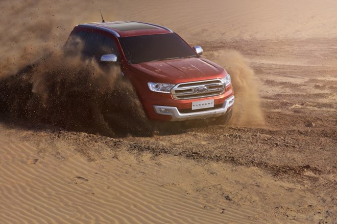 ra mat ford everest 2015 voi nhieu nang cap dang chu y