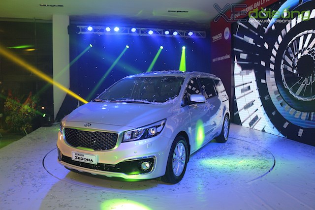 kia grand sedona duoc lap rap tai viet nam tu nam 2015