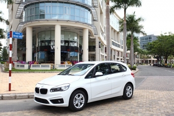 BMW Series 2 Active Tourer mới giá trên 1,3 tỷ đồng