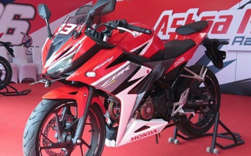 soi mau xe dinh dam honda cbr 150r 2016 vua ve viet nam