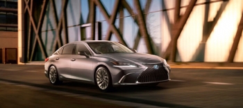 Hé lộ những hình ảnh đầu tiên Lexus ES 2019