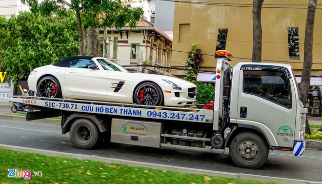 mercedes sls mui tran dau tien ve viet nam