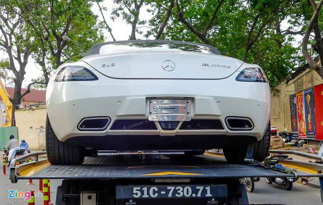 mercedes sls mui tran dau tien ve viet nam